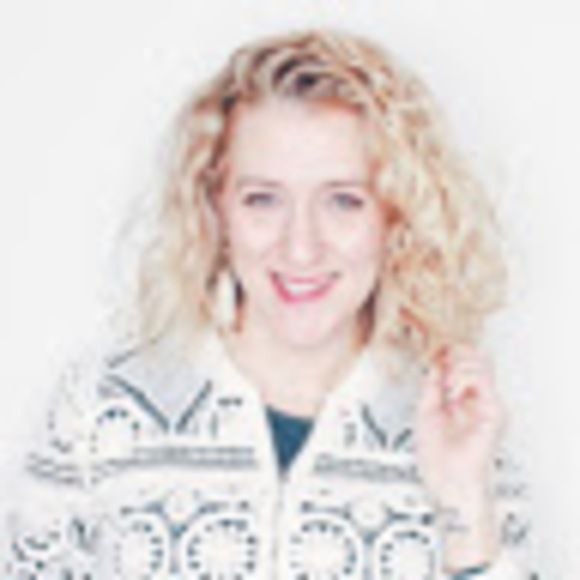 Meet your Posher, Katy - Picture 1 of 1